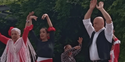 Exhibicio taller de sevillanes.